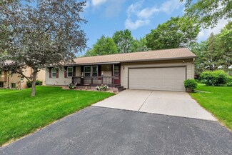 815 2 1 2 St N, Sartell, MN 56377