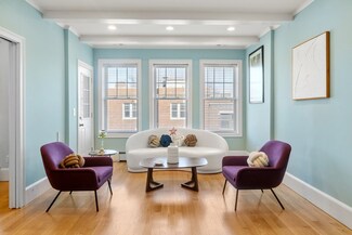 88 Pleasant St Unit 3, Brookline, MA 02446