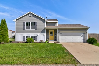 11720 Bear Meadows Dr SE, Alto, MI 49302