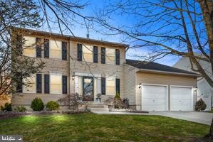 5 Mercer Dr, Sicklerville, NJ 08081