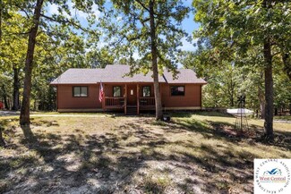 19984 Flint Ln, Warsaw, MO 65355