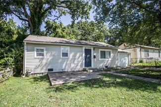 6146 Parkview Ave, Kansas City, KS 66104