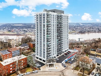 2200 Victory Pkwy, Cincinnati, OH 45206