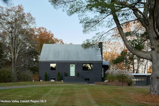 2917 State Route 44 55, Gardiner, NY 12525