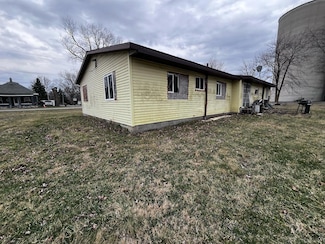 200 W 3rd St, Oakley, MI 48649