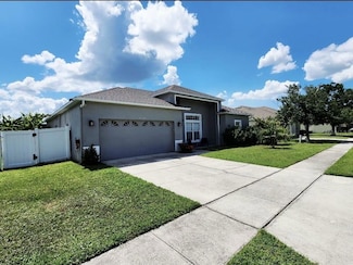 3132 Regal Darner Dr, Kissimmee, FL 34744
