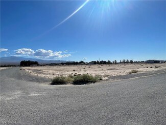 2611 N Lola Ln, Pahrump, NV 89060