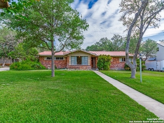 355 Donella Dr, San Antonio, TX 78232