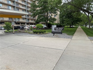 10301 Lake Ave Unit 523, Cleveland, OH 44102
