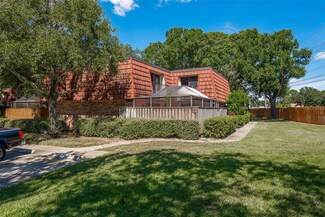 2722 5th Ct, Palm Harbor, FL 34684