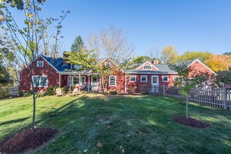 65 Everett St, Natick, MA 01760