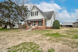 2907 Lloyd Corey Rd, Robersonville, NC 27871