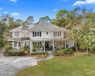 3 Stevens Ct, Hilton Head Island, SC 29926