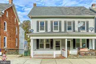 114 W Main St, Windsor, PA 17366