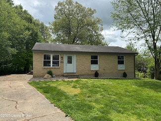 111 Edgewood Dr, Vine Grove, KY 40175
