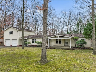 1208 Gringo Clinton Rd, Aliquippa, PA 15001
