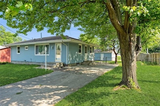 2601 E Douglas Ave, Des Moines, IA 50317