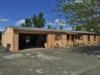 2580 Leonard Rd, Grants Pass, OR 97527