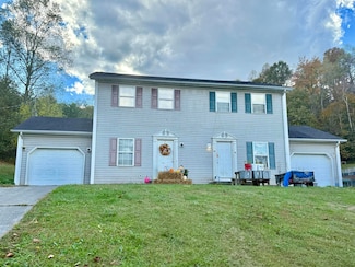 390 Noeville Hollow Rd Unit 1 and 2, Barbourville, KY 40906