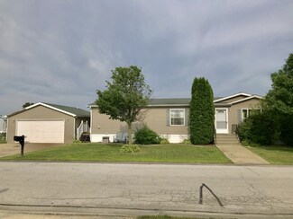 21 Drake Ln, Beecher, IL 60401