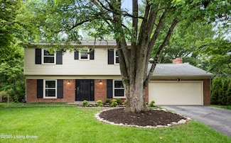 9847 Longwood Cir, Louisville, KY 40223