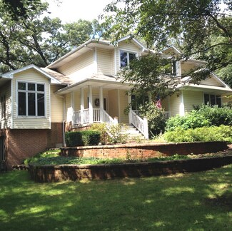 10301 Fair Ln, Huntley, IL 60142