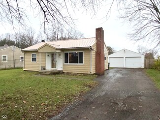 3235 Canaday Dr, Anderson, IN 46013