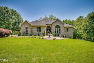 100 Pointe Dr, Piney Flats, TN 37686