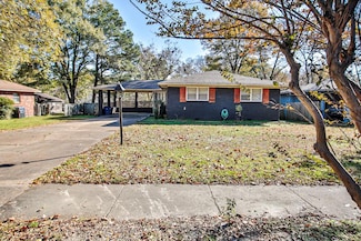 618 S Roselawn Dr, West Memphis, AR 72301