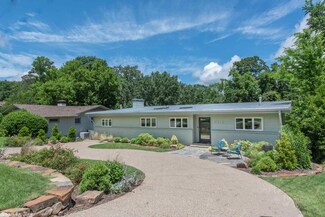 6318 Greenwood Rd, CamMacK Village, AR 72207