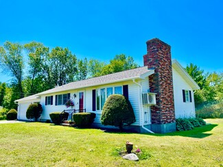 148 Kenduskeag Rd, Levant, ME 04456