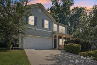 9403 Fernspray Rd, Charlotte, NC 28215