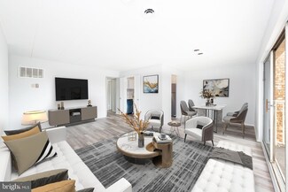 2602 Indian Dr Unit 71, Alexandria, VA 22303