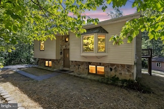 145 Basswood Dr, Bunker Hill, WV 25413