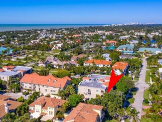 1010 5th St S Unit 401, Naples, FL 34102
