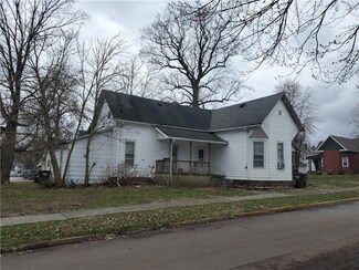 221 N Forest Ave, Brazil, IN 47834
