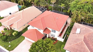 126 Hidden Hollow Dr, Palm Beach Gardens, FL 33418