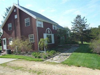 1451 E Oak Grove Rd, Byron, IL 61010