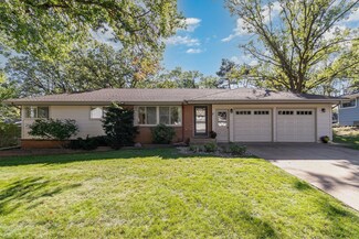 50 County Road F W, Saint Paul, MN 55127