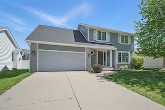 607 Brick St SE, Bondurant, IA 50035