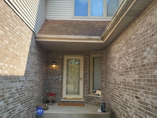 6919 Lexington Ct, Tinley Park, IL 60477