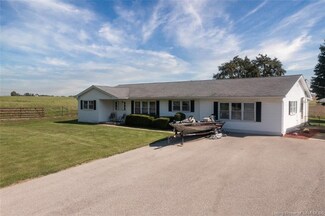875 N Howell Rd, Salem, IN 47167