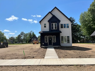 105 Lester Ave, Dowagiac, MI 49047