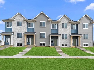 972 Dubs Dr, Iowa City, IA 52246