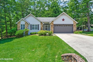 104 Glenwood Dr, Crossville, TN 38558
