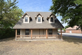 704 S Dewey Ave, Sherman, TX 75090