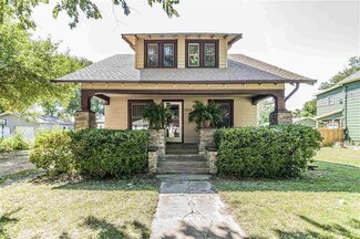 1112 N Cedar St, Abilene, KS 67410