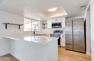 13405 N 24th Ln Unit 2, Phoenix, AZ 85029