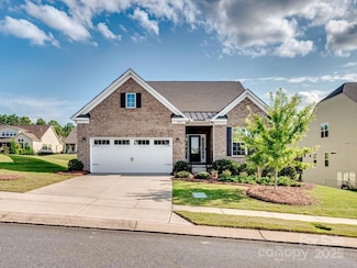 15429 Topanga Dr, Charlotte, NC 28278