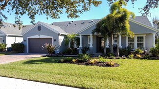 102 Mist Flower Ln, Groveland, FL 34736